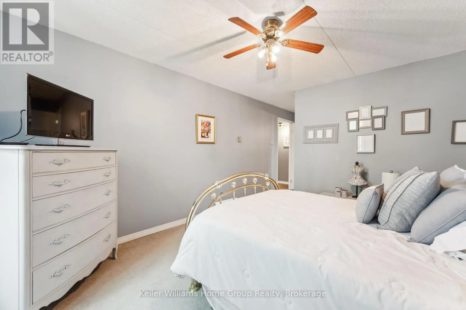 105 - 8 CHRISTOPHER COURT, #105