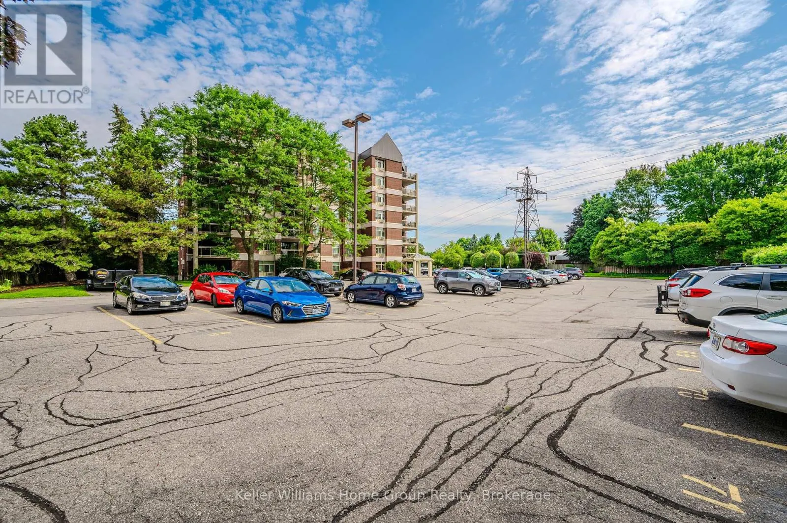 105 - 8 CHRISTOPHER COURT, #105