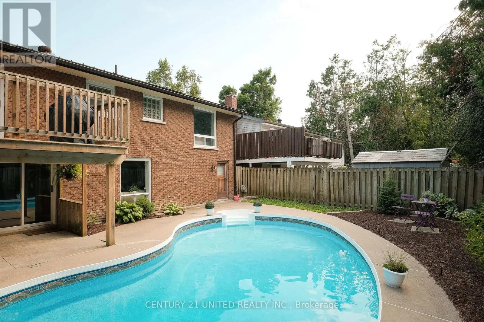 1600 REDWOOD DRIVE
