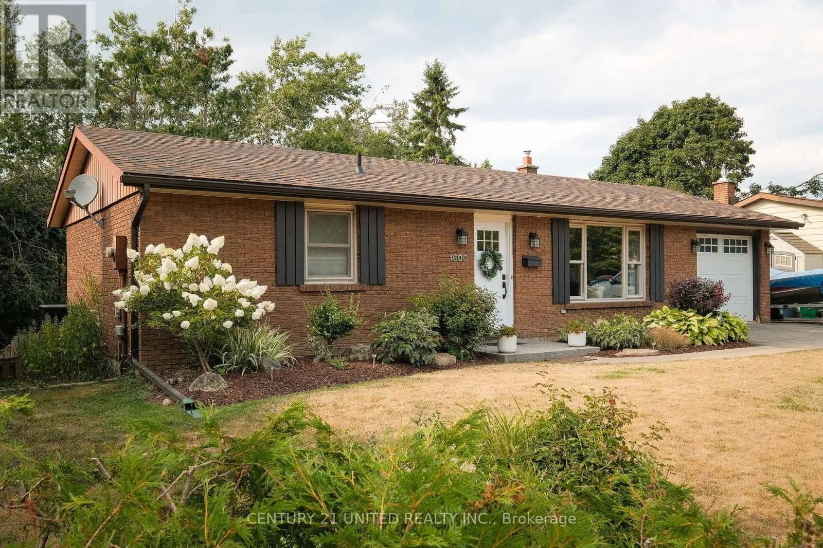 1600 REDWOOD DRIVE