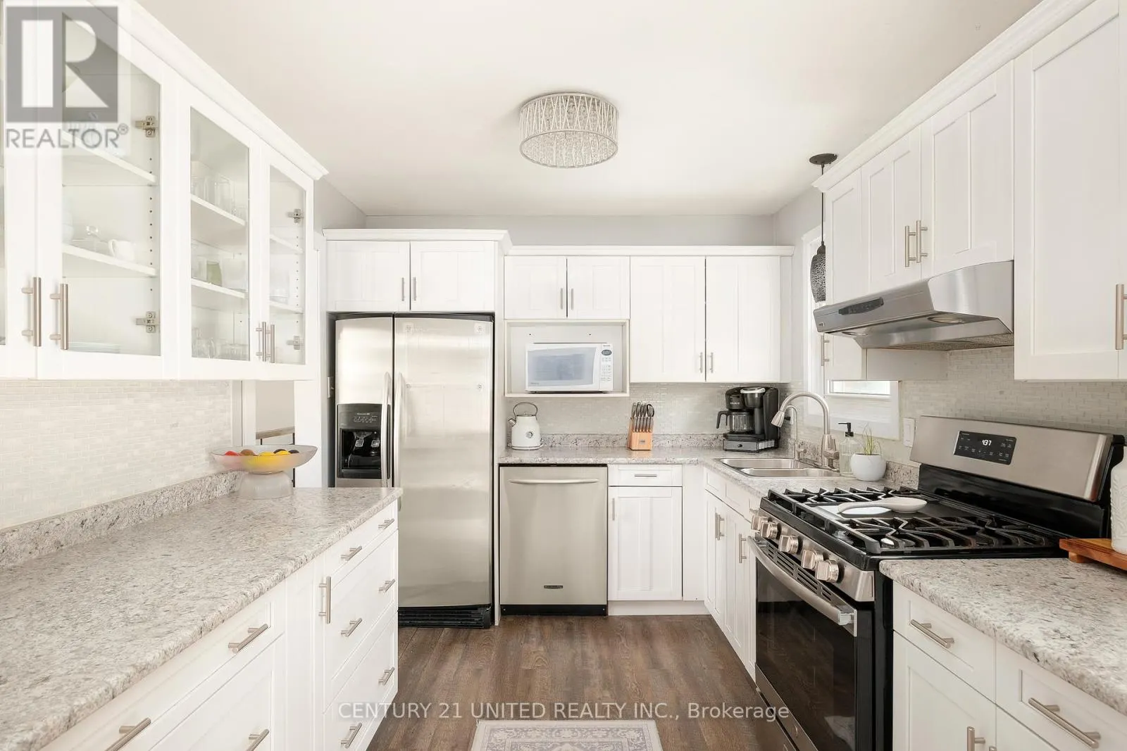 1600 REDWOOD DRIVE