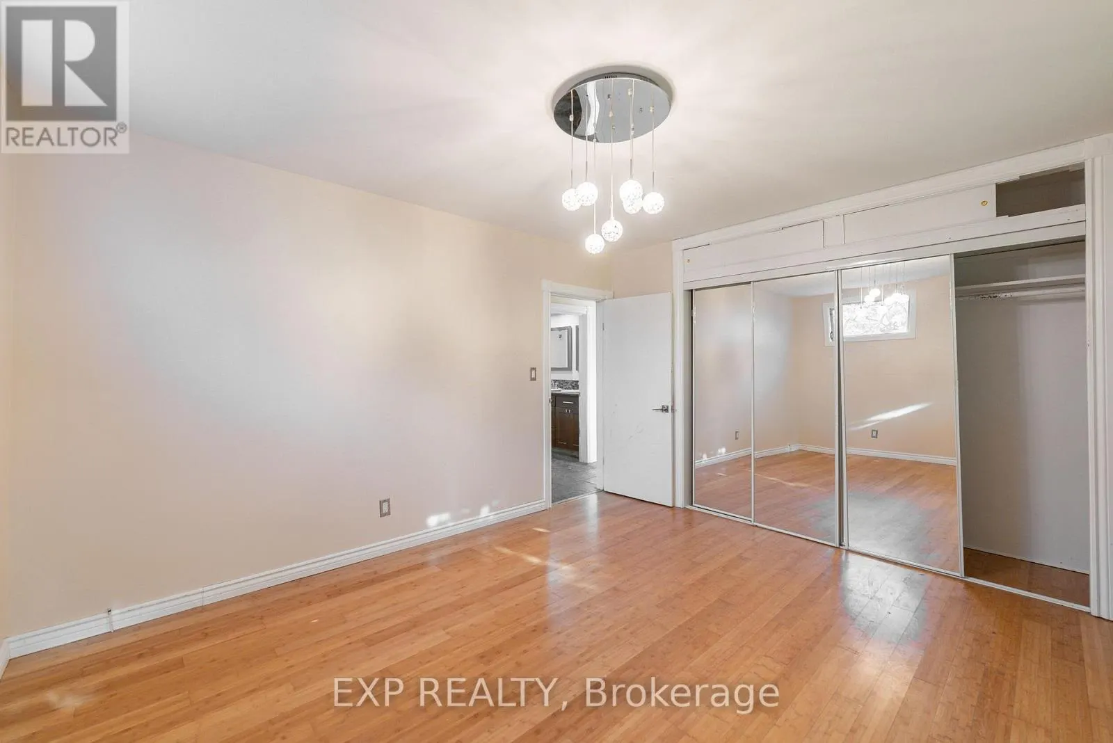 6 ROSEMOUNT DRIVE