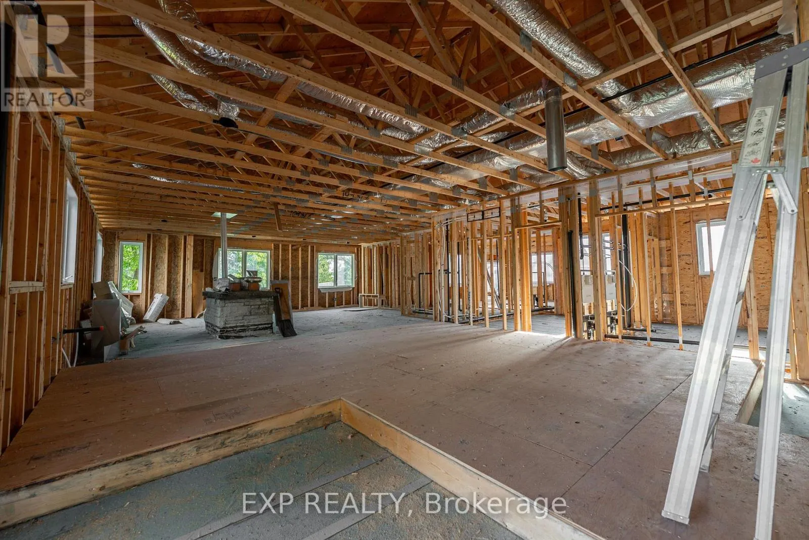 6 ROSEMOUNT DRIVE