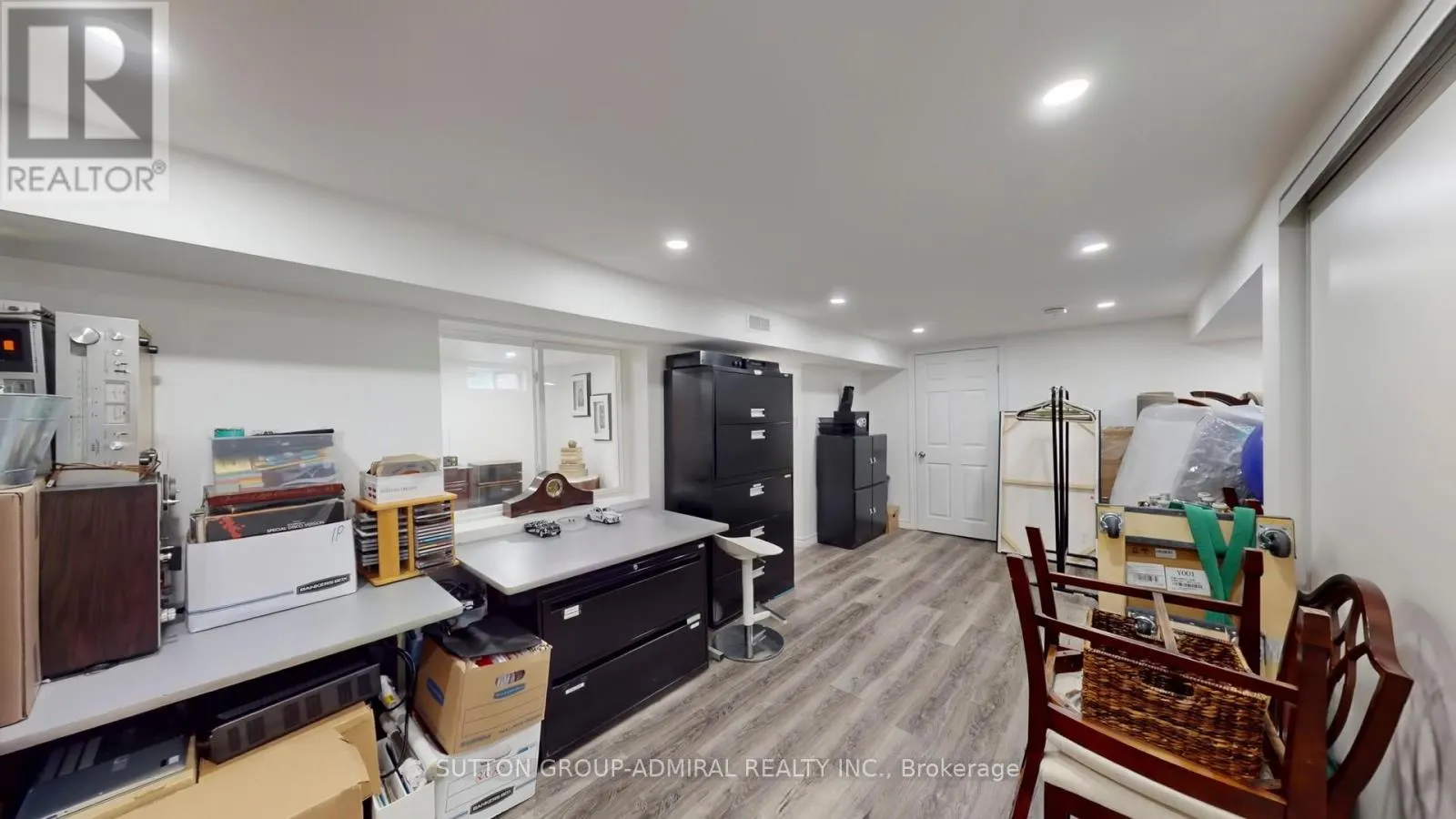 9767 NIAGARA RIVER PARKWAY