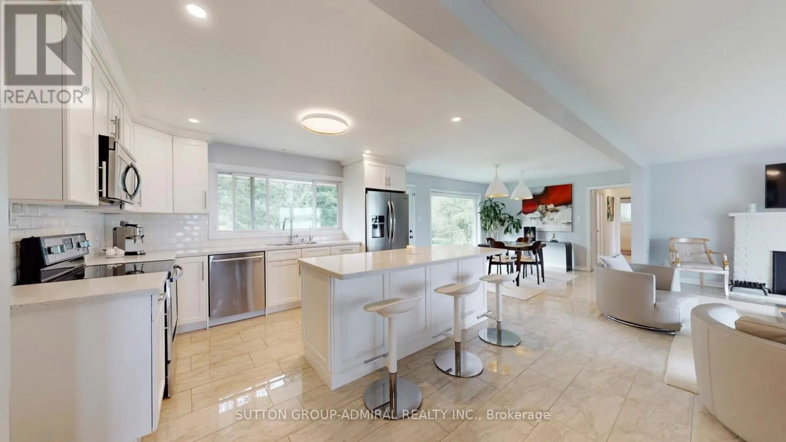 9767 NIAGARA RIVER PARKWAY