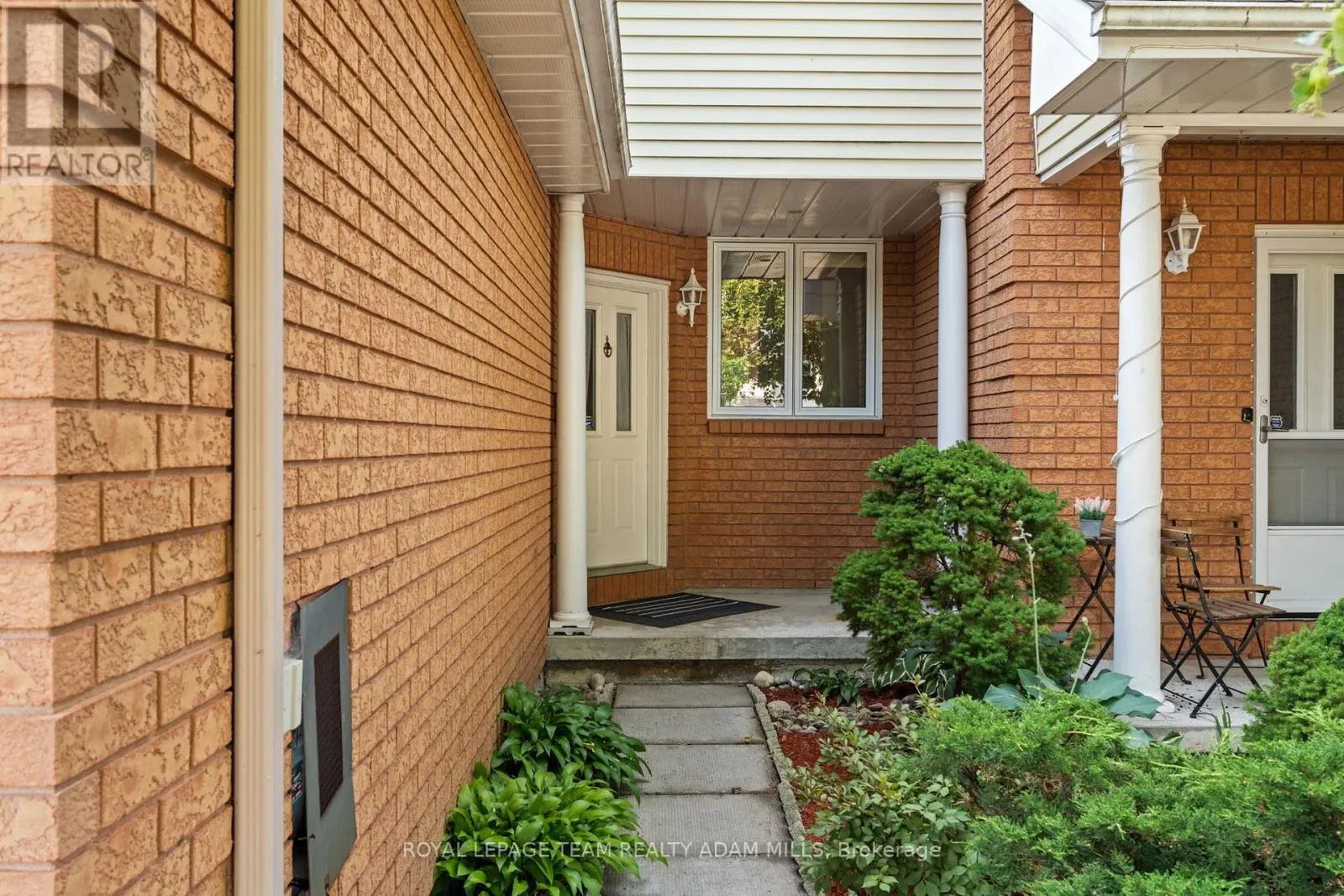 106 WOODPARK WAY
