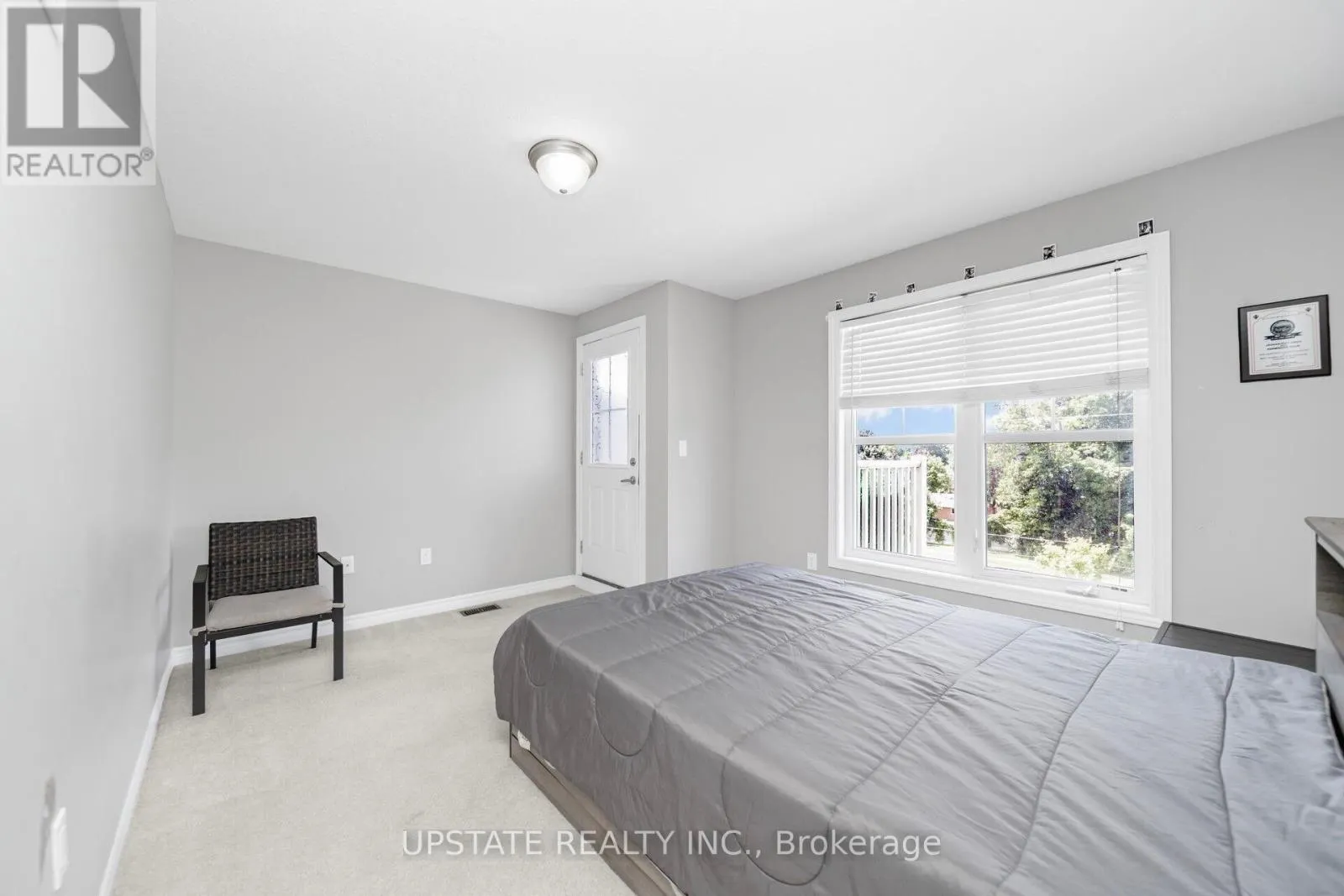 83 - 701 HOMER WATSON BOULEVARD