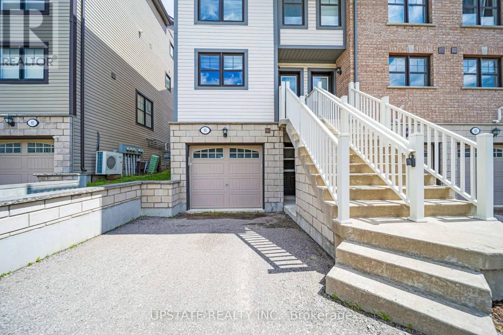 83 - 701 HOMER WATSON BOULEVARD