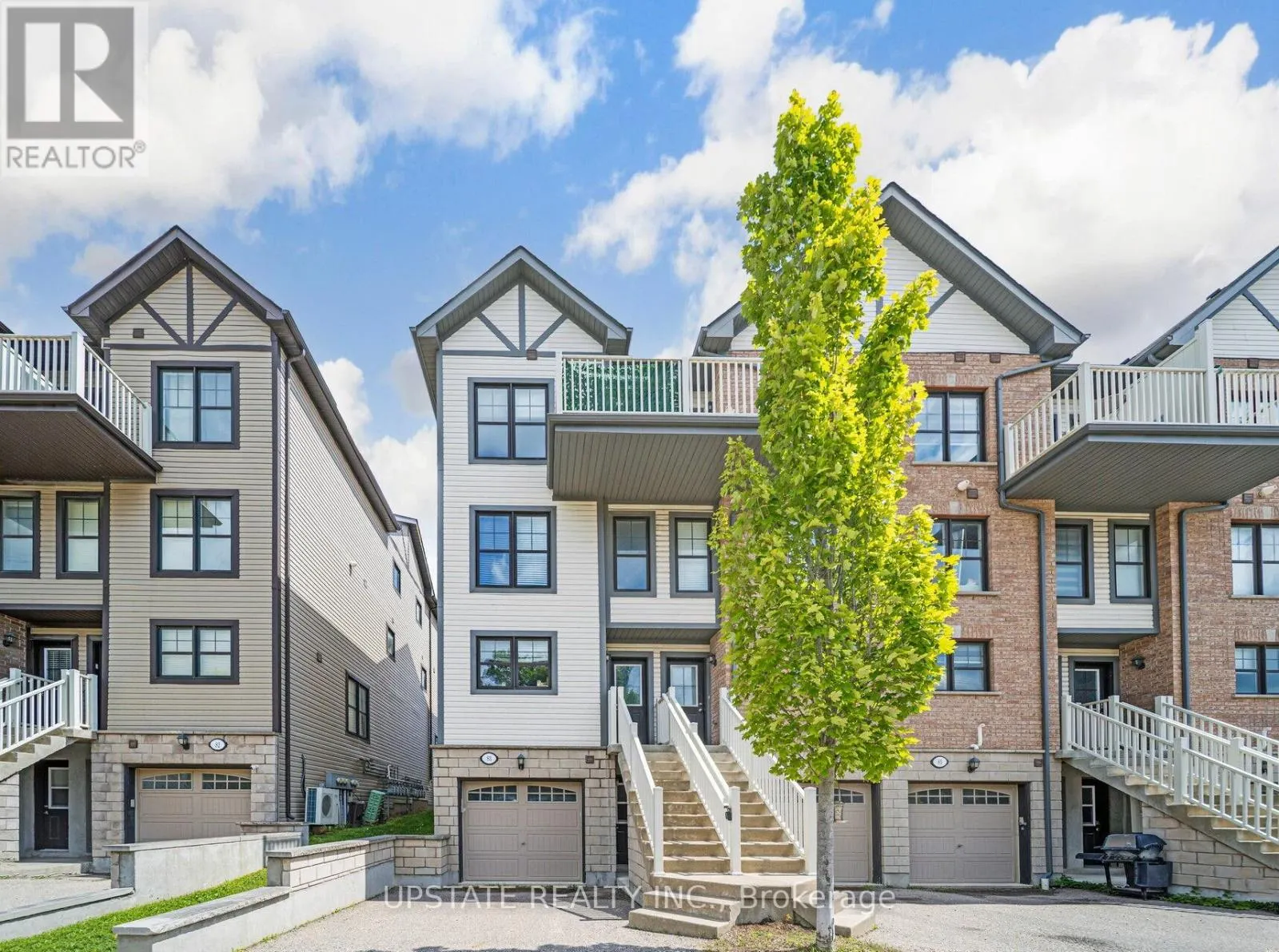 83 - 701 HOMER WATSON BOULEVARD