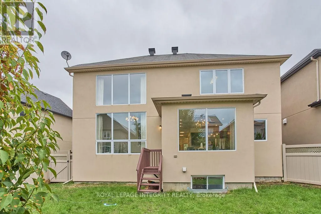 904 NETTLESHIP COURT