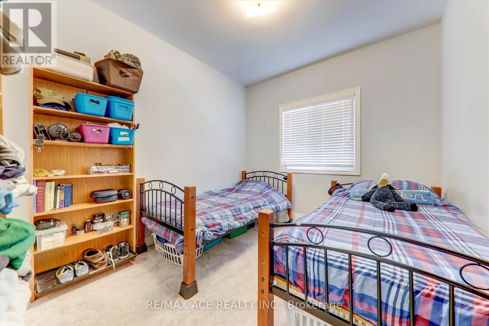 49 COVINGTON CRESCENT
