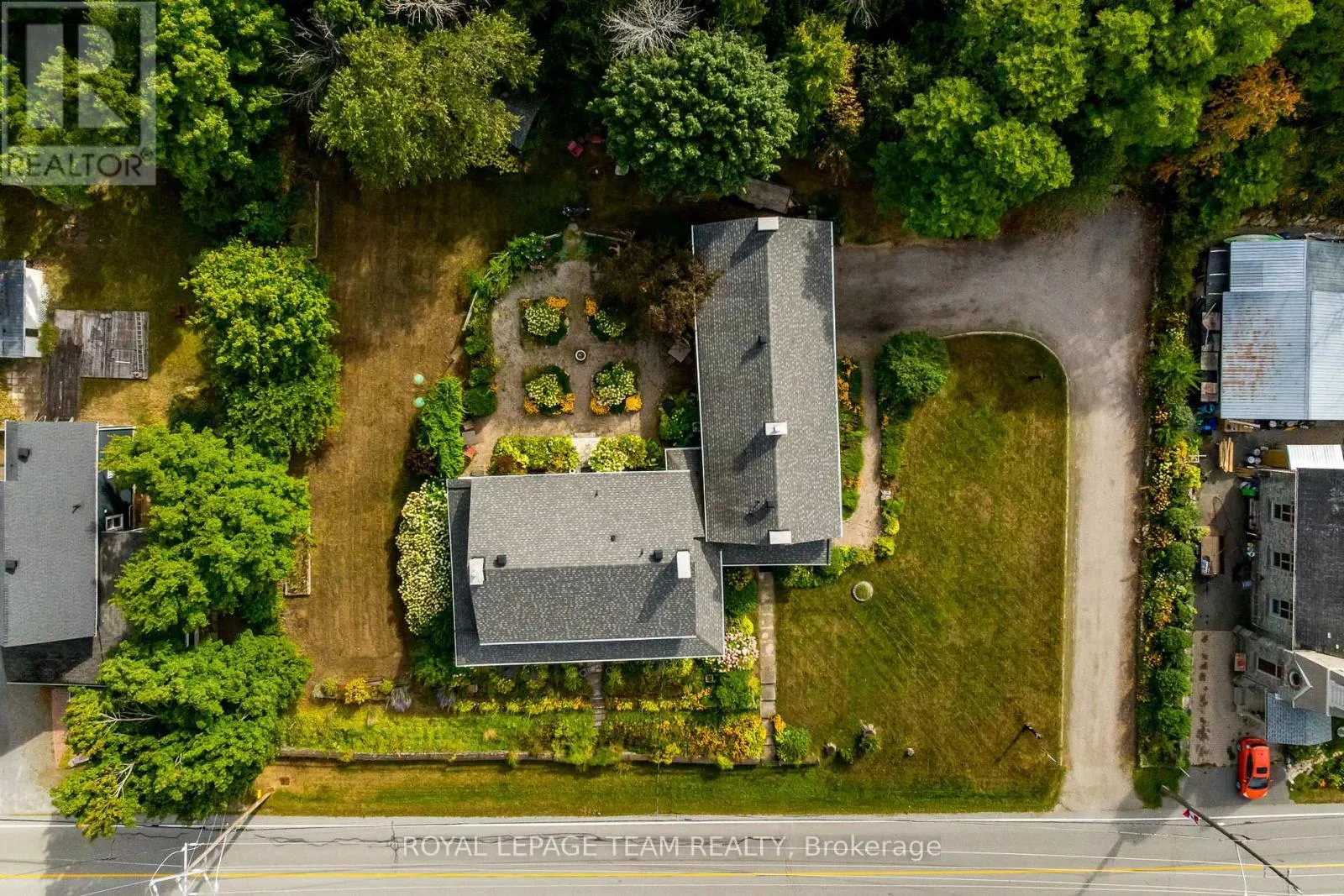 492 RIVER ROAD