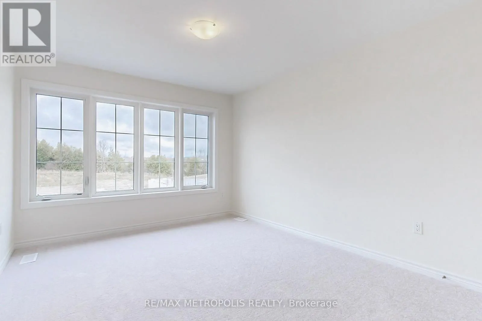 285 FLAVELLE WAY