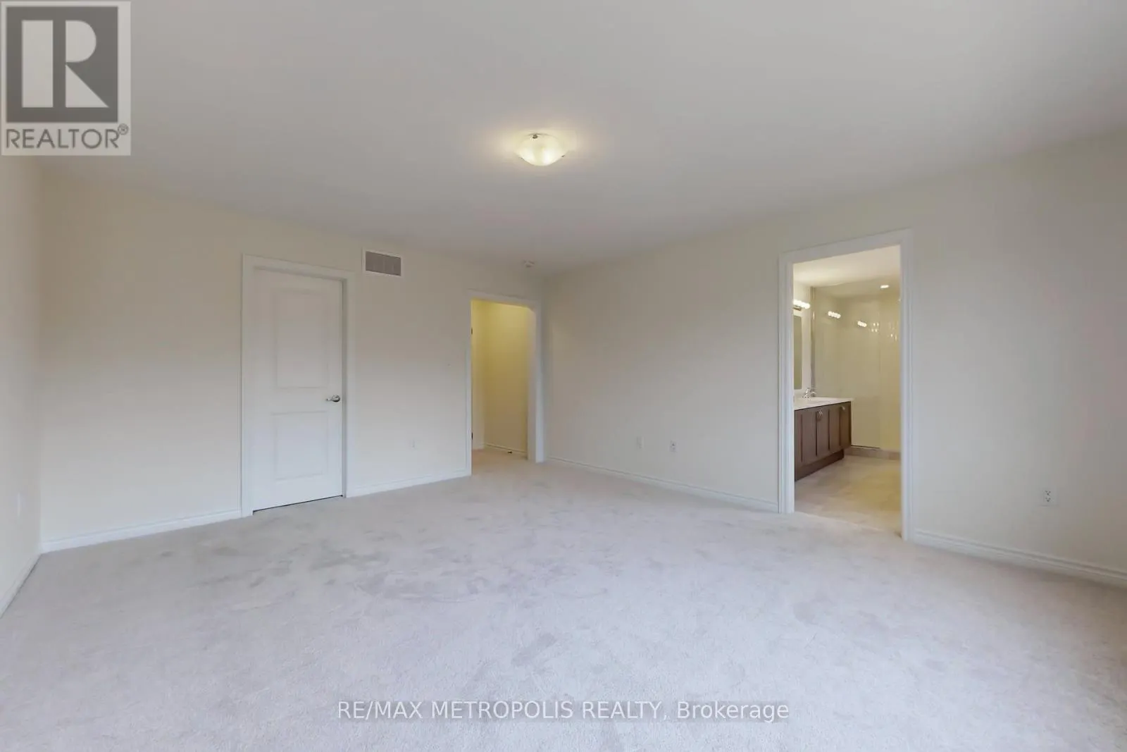 285 FLAVELLE WAY