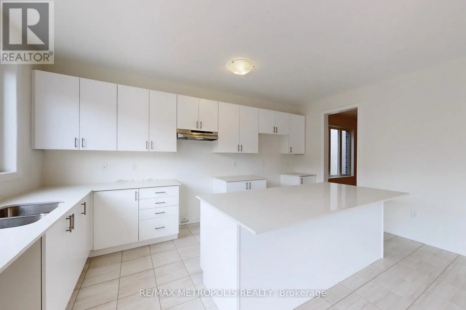 285 FLAVELLE WAY