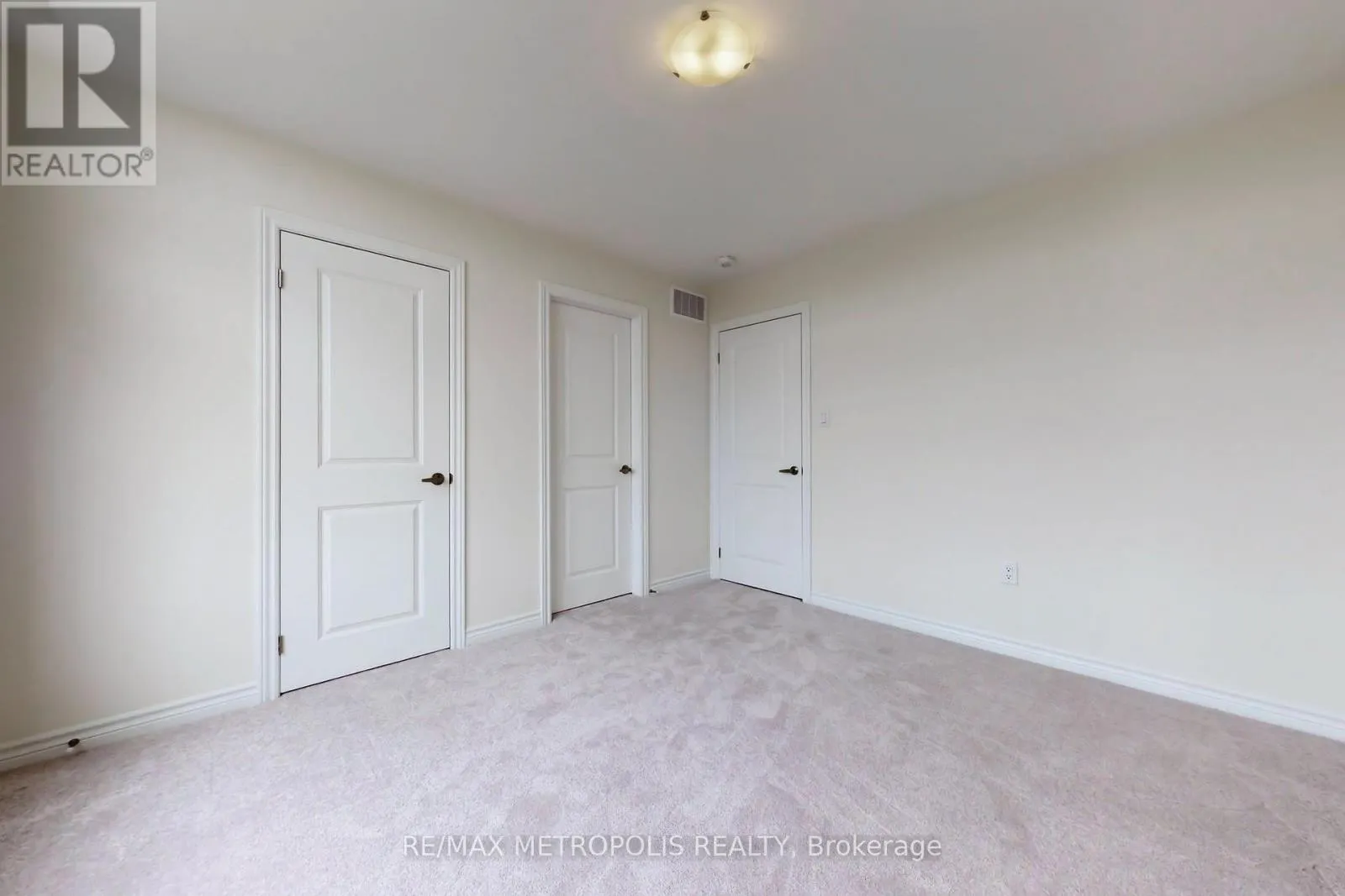 285 FLAVELLE WAY
