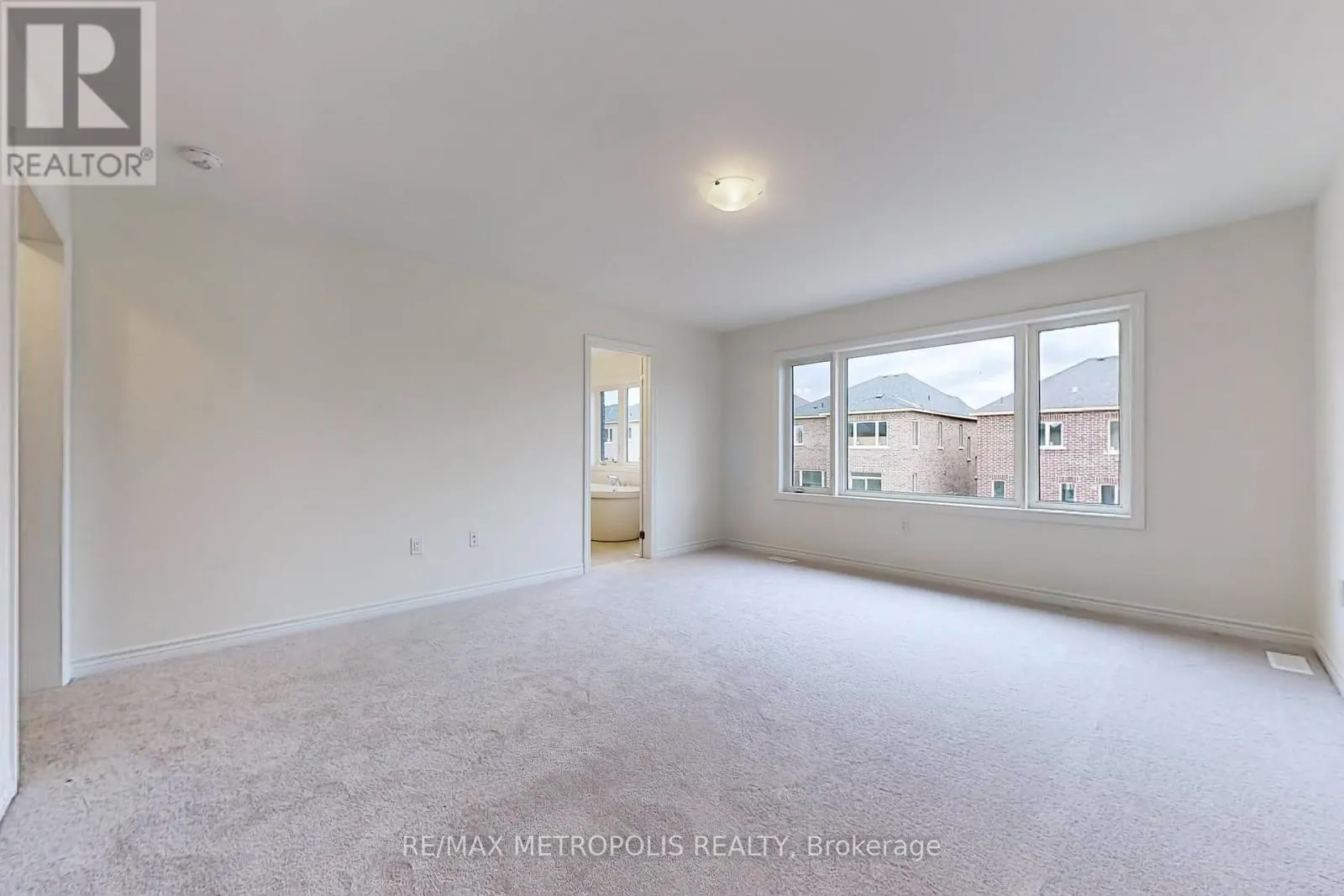 285 FLAVELLE WAY