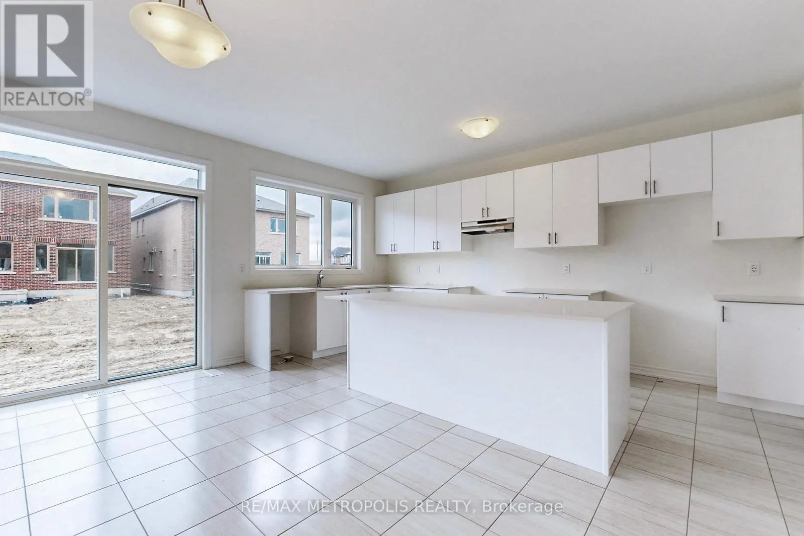 285 FLAVELLE WAY