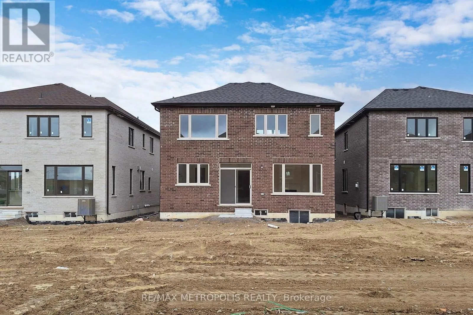 285 FLAVELLE WAY
