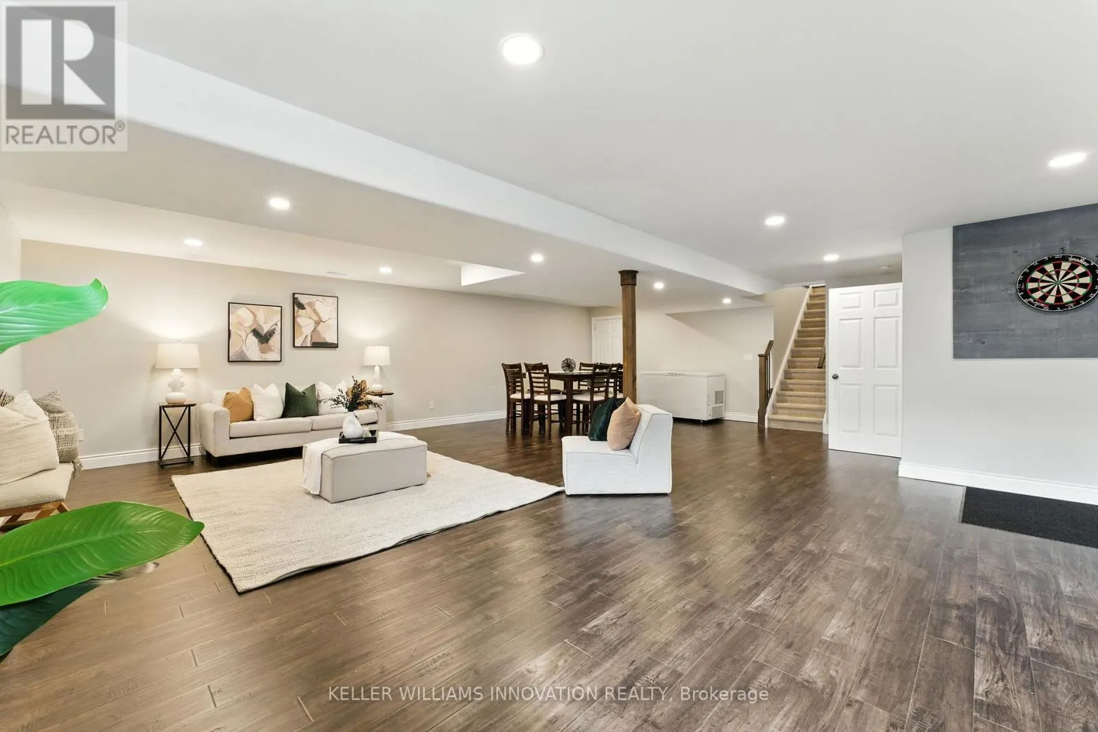 242 HUTTON STREET E