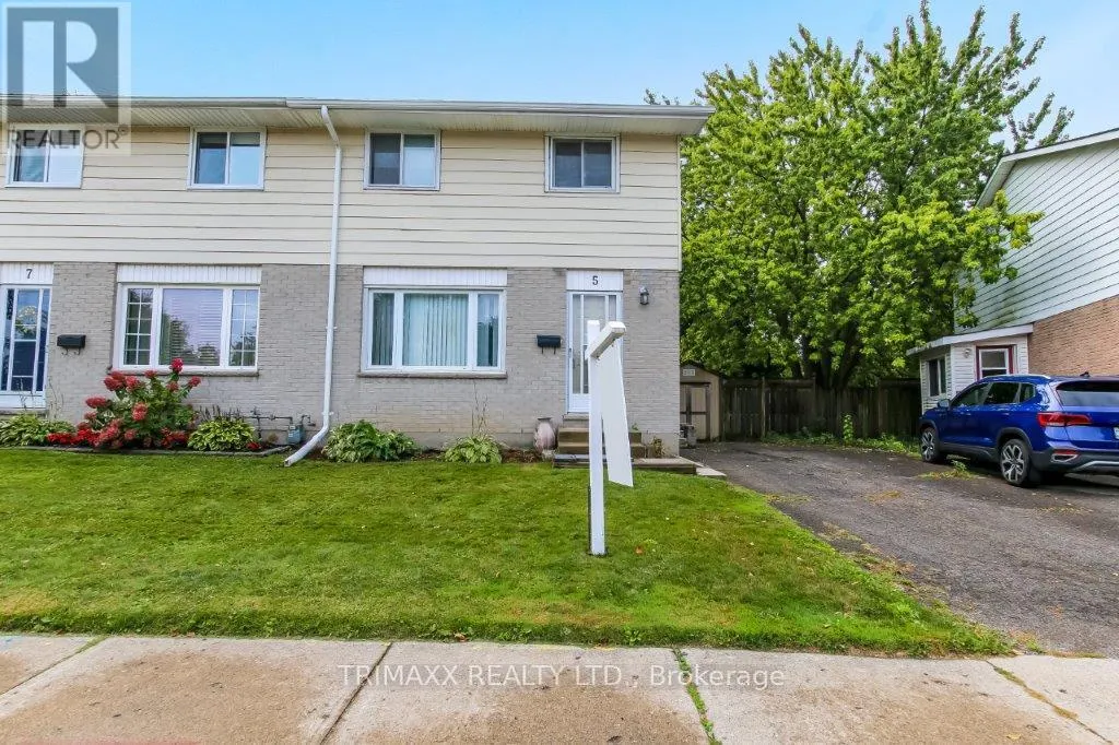 5 ALDERSBROOK CRESCENT