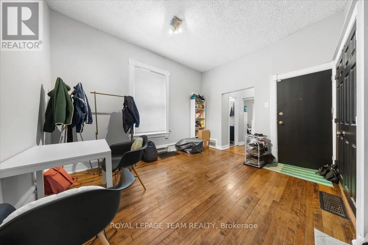 385 DALY AVENUE