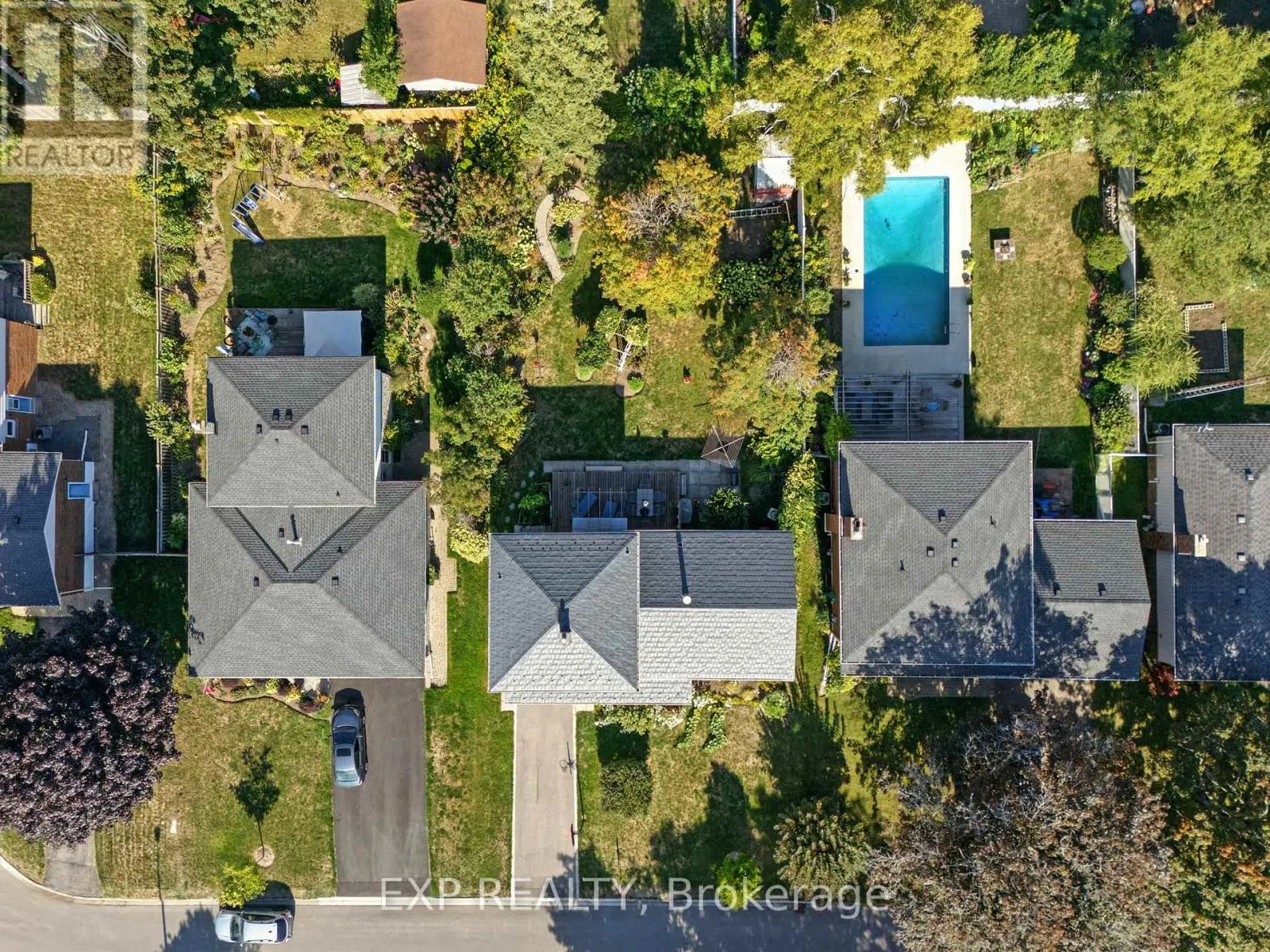 52 BAYVIEW CRESCENT