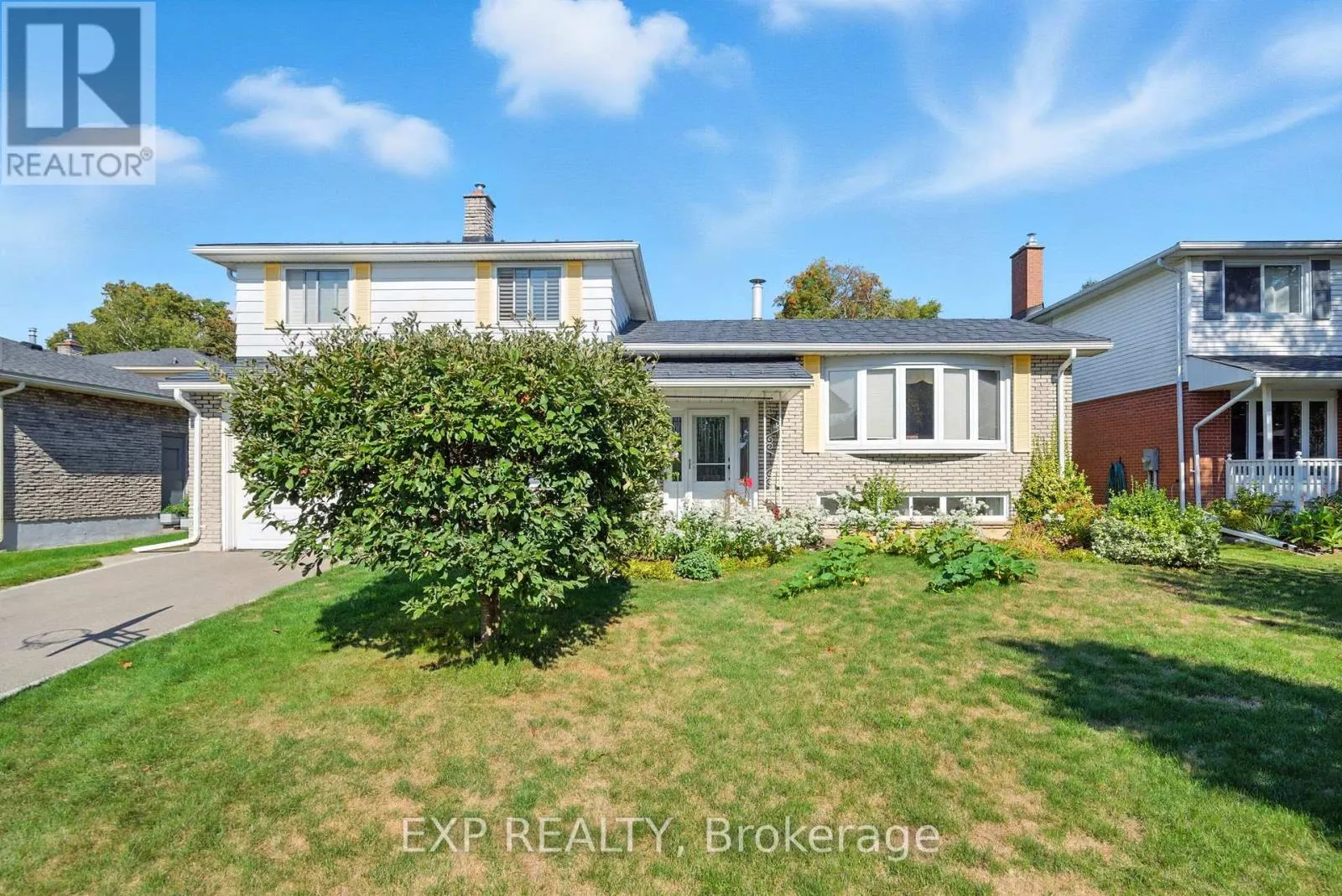 52 BAYVIEW CRESCENT