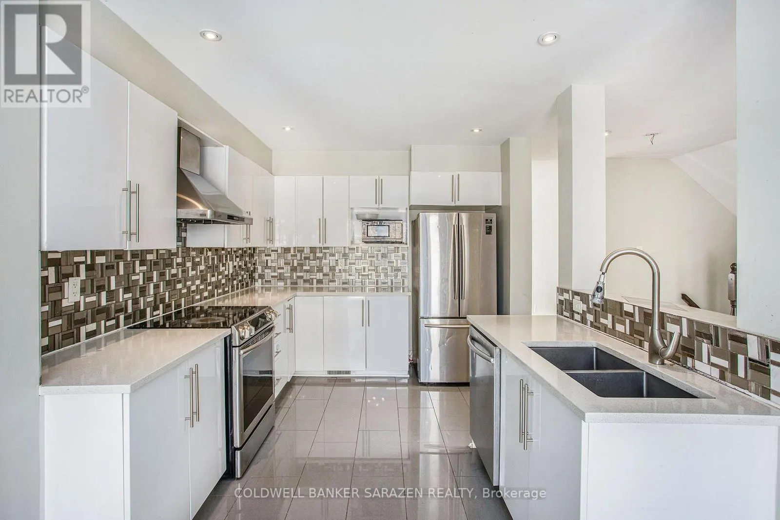 621 CLEARBROOK DRIVE