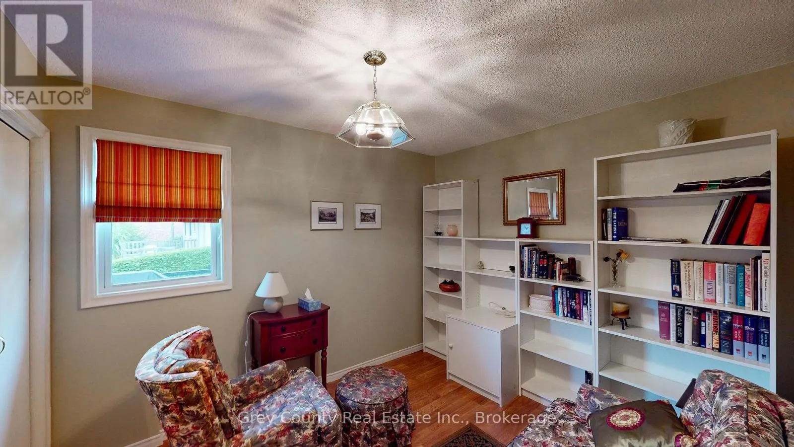 63 GRAYVIEW DRIVE