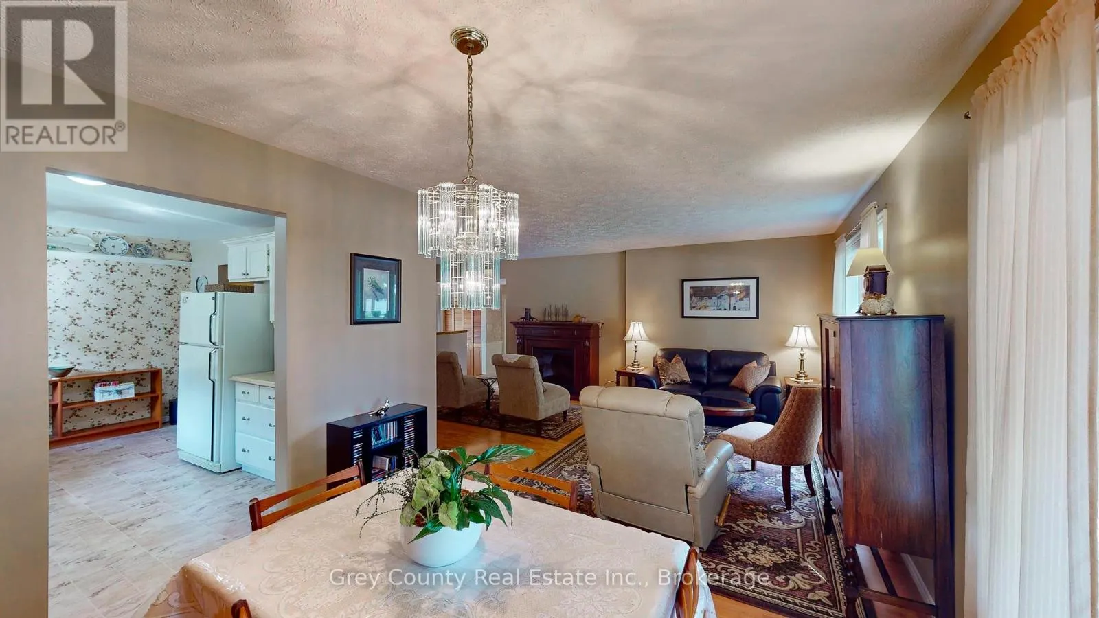 63 GRAYVIEW DRIVE