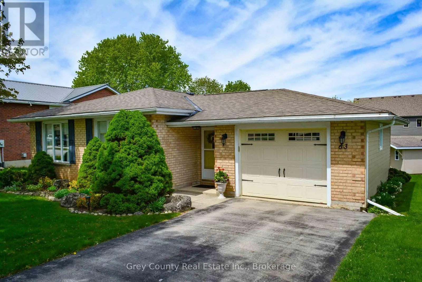 63 GRAYVIEW DRIVE