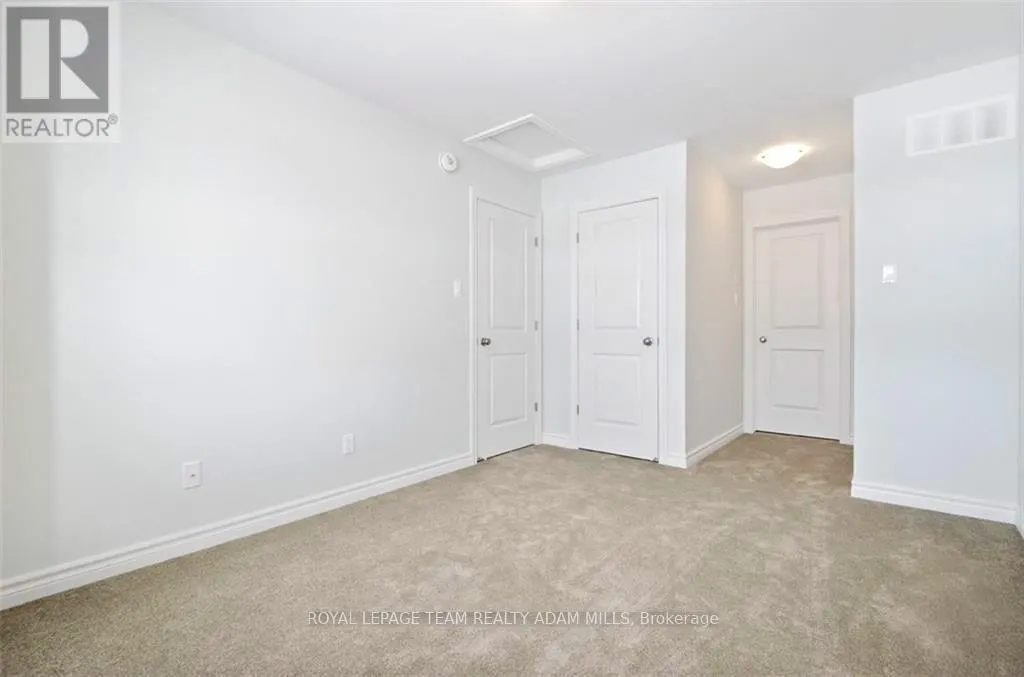 12 VERGLAS LANE