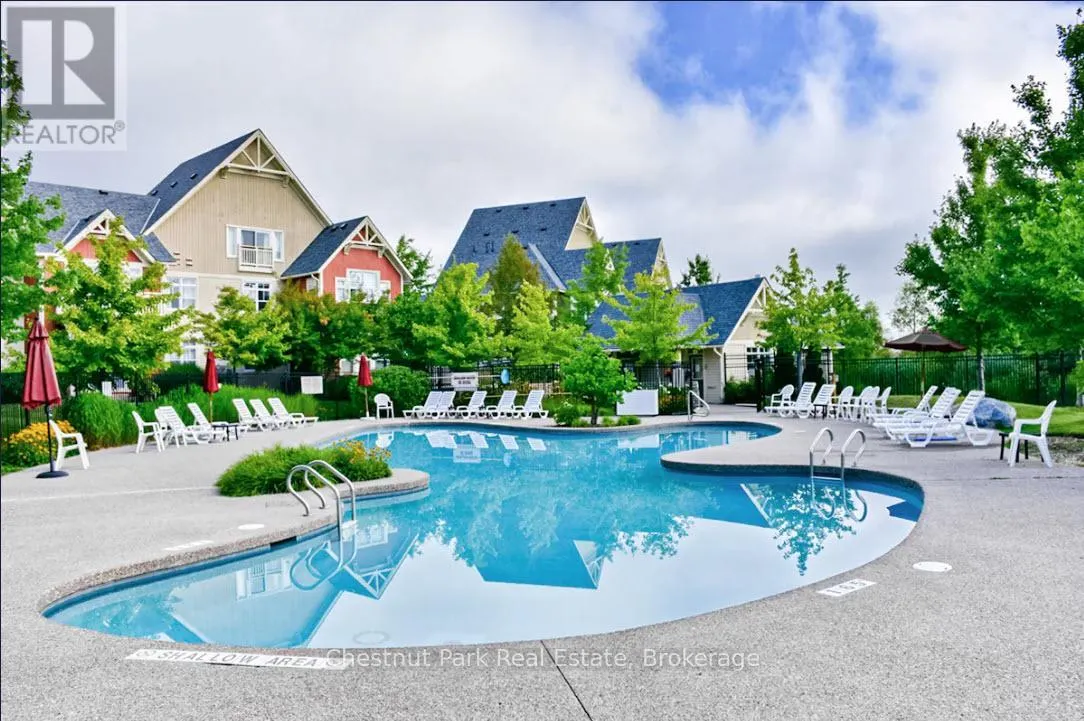 225 - 125 FAIRWAY COURT, #225