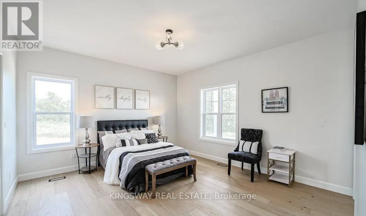 242 PERCY BOOM ROAD E