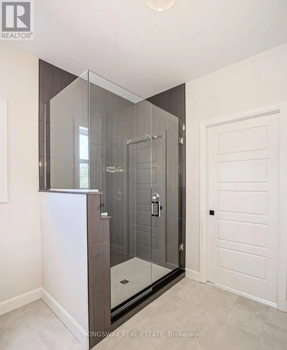 242 PERCY BOOM ROAD E