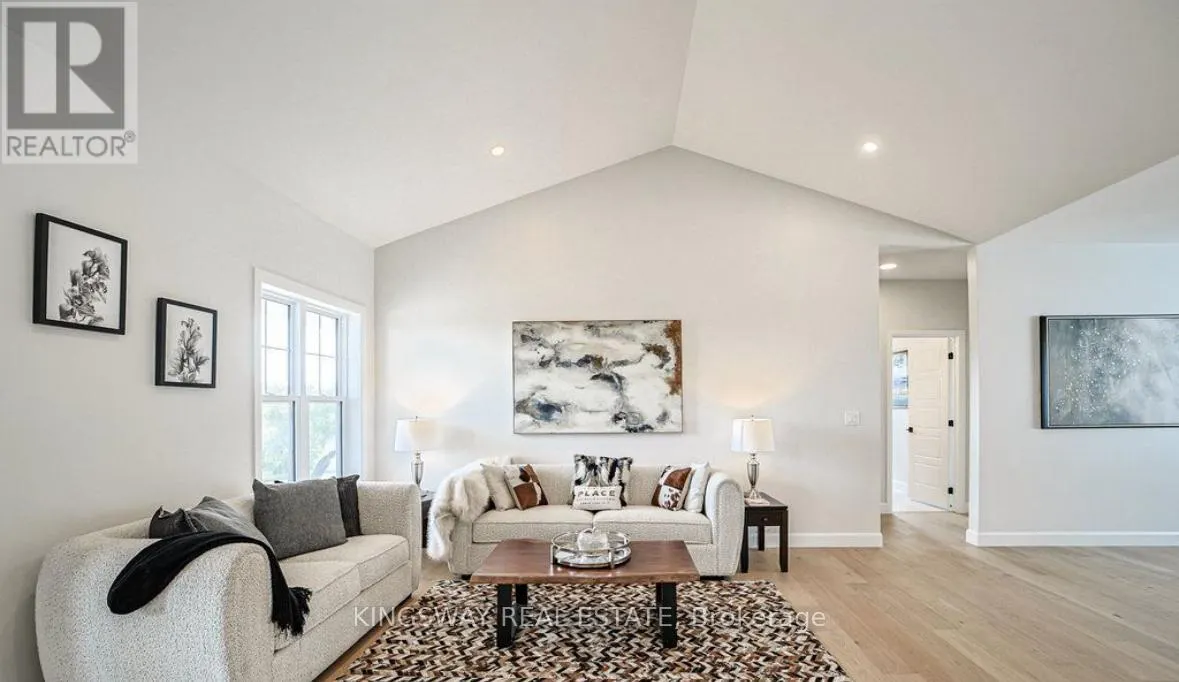 242 PERCY BOOM ROAD E