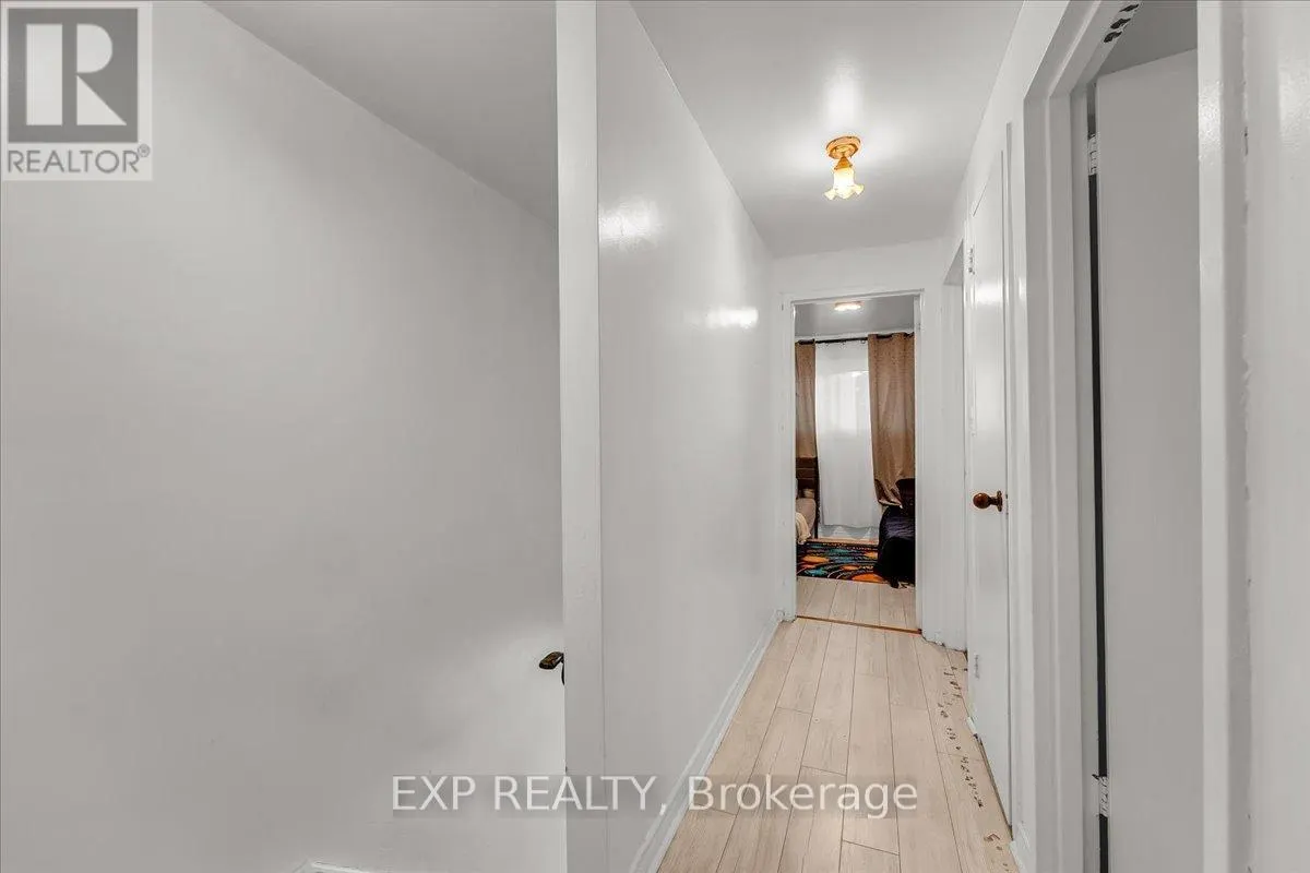 32 RIVERDALE DRIVE