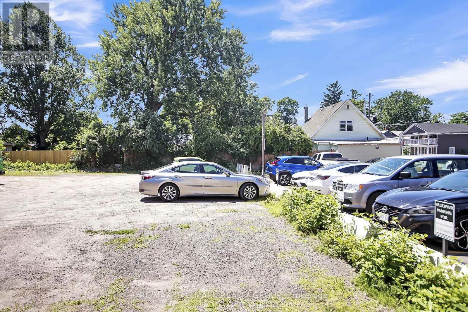 2ND FLOOR - 128 PRESCOTT STREET