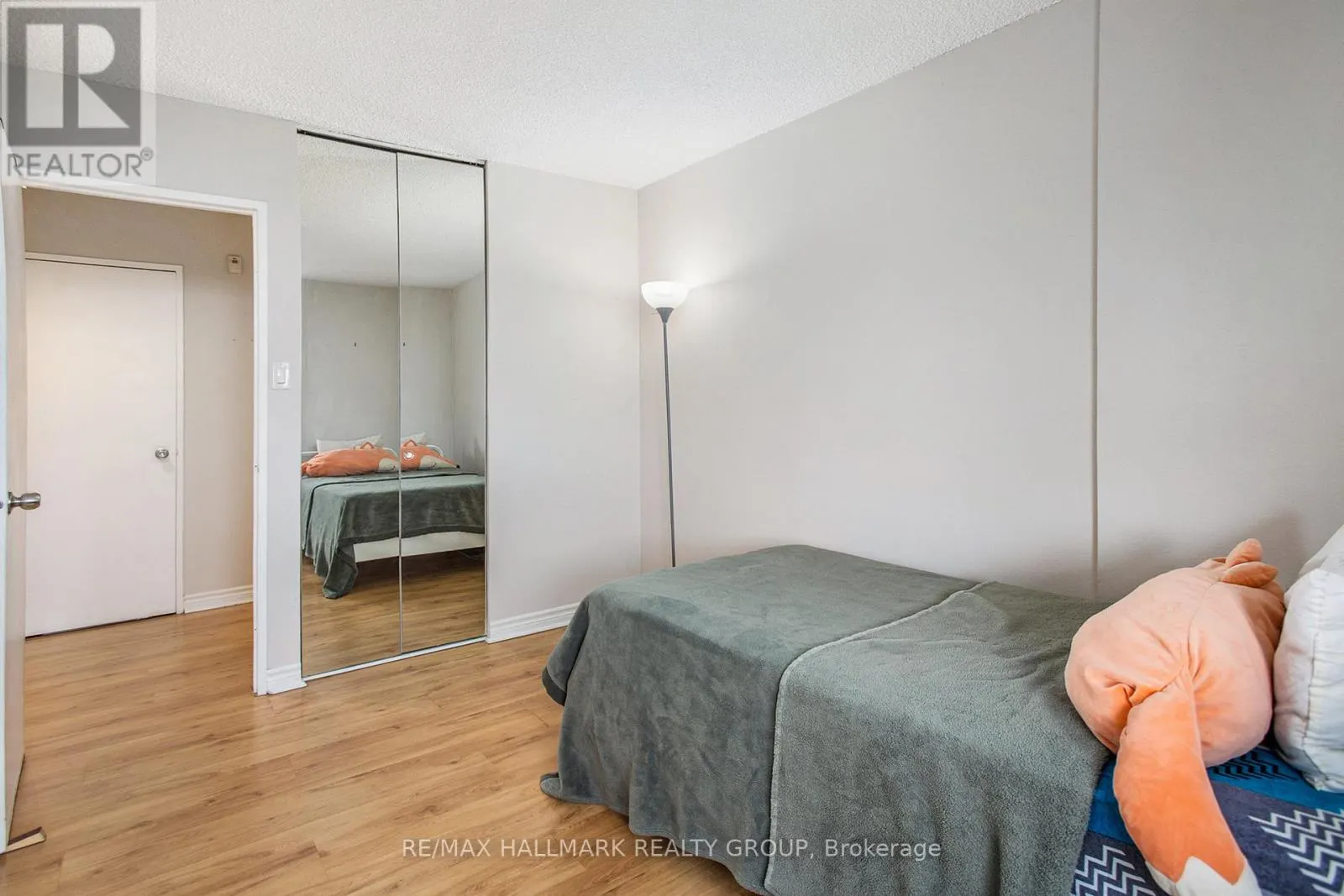 1508 - 2000 JASMINE CRESCENT