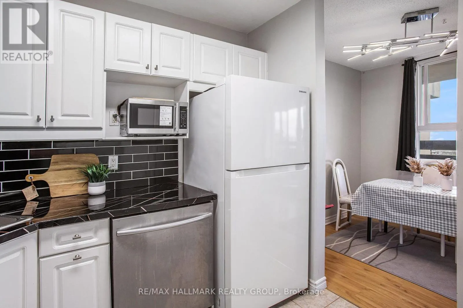 1508 - 2000 JASMINE CRESCENT