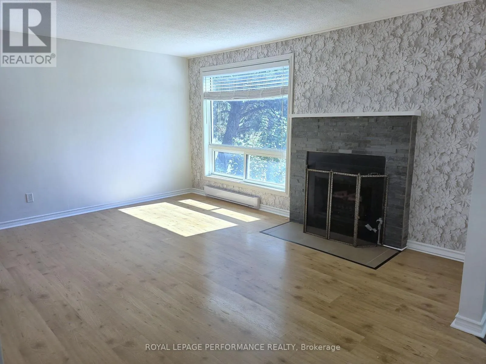 44A - 802 ST ANDRE DRIVE