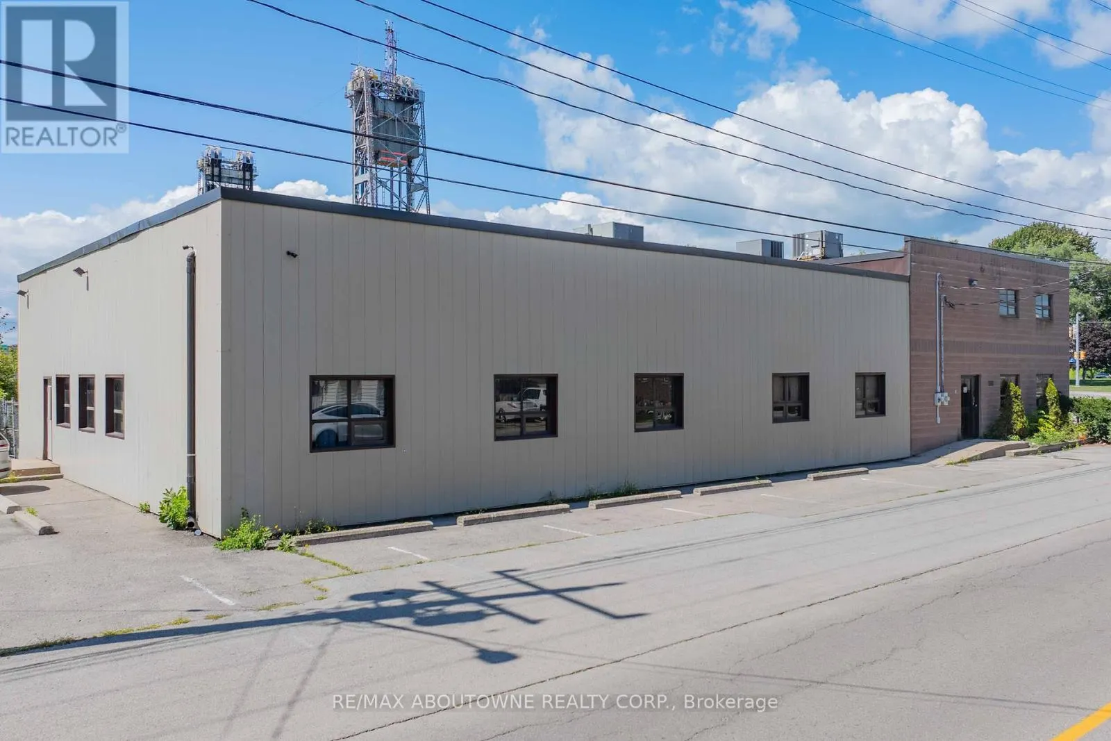 198 WELLAND STREET