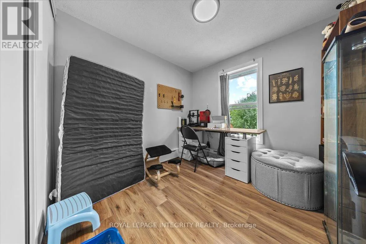 301 ZEPHYR AVENUE