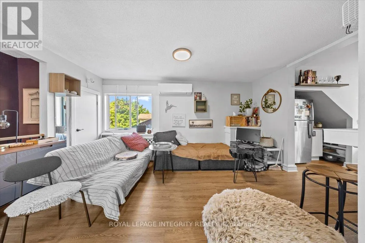 301 ZEPHYR AVENUE