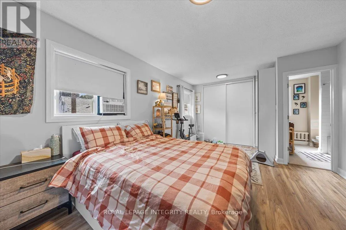 301 ZEPHYR AVENUE