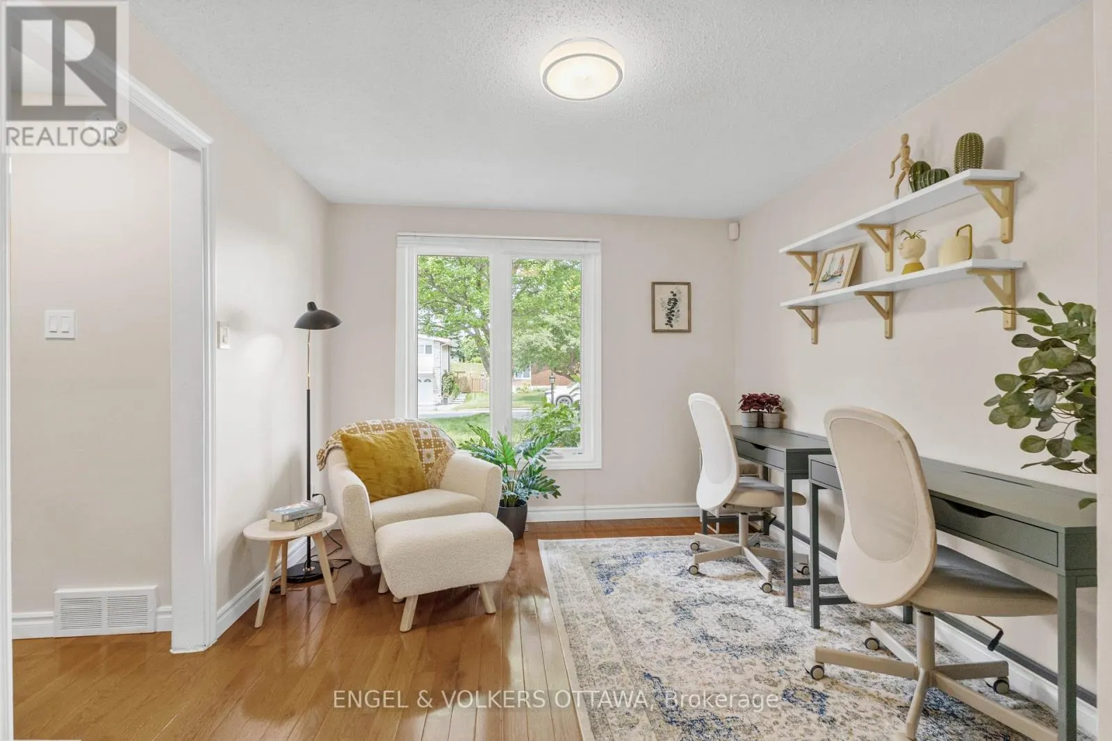 97 QUEENSLINE DRIVE