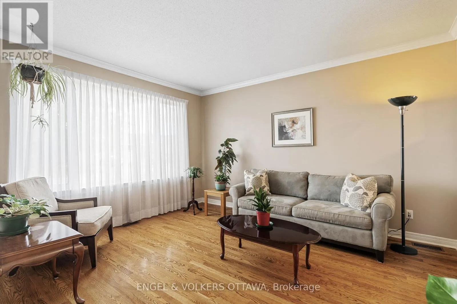 27 MAYFORD AVENUE