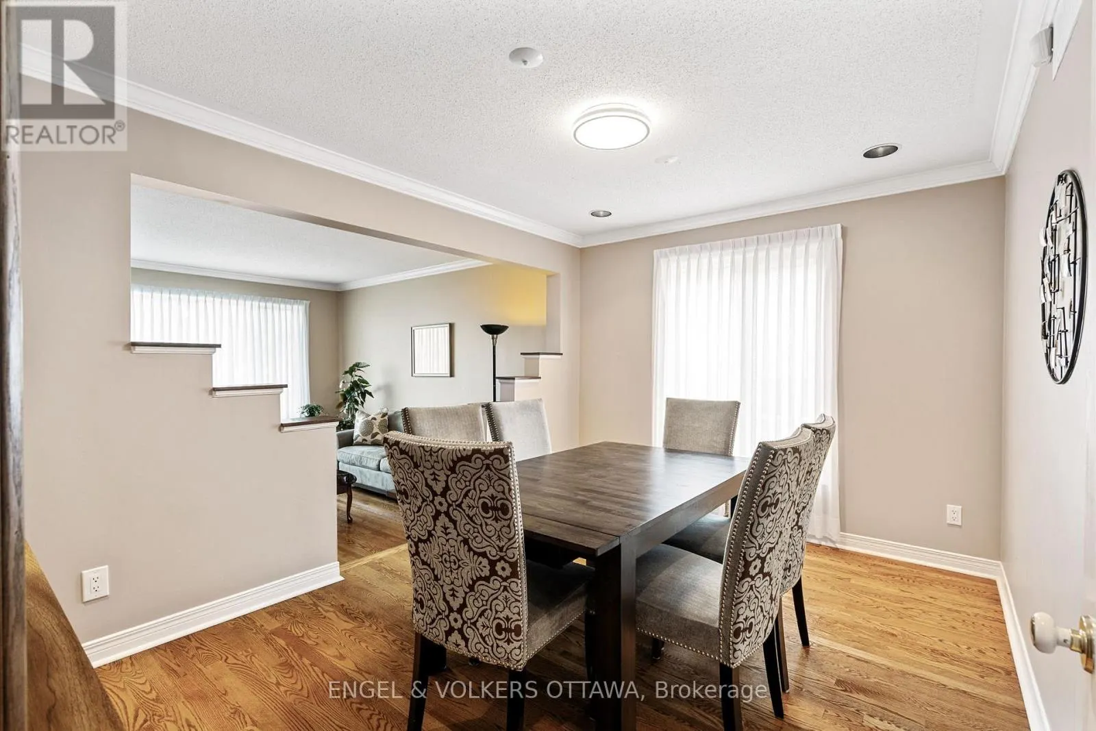 27 MAYFORD AVENUE
