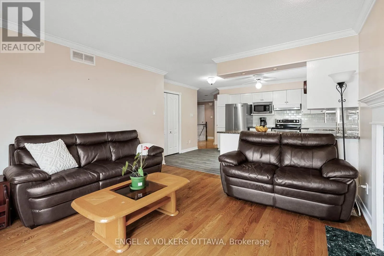 27 MAYFORD AVENUE